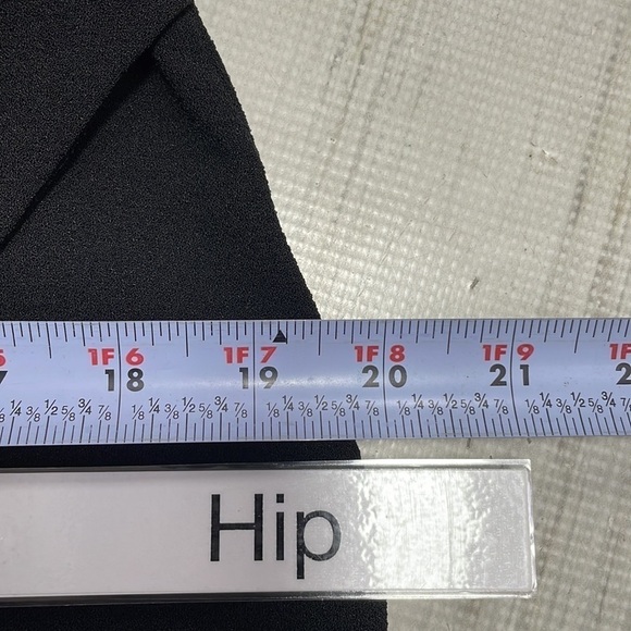 Bobeau Dress Black Tulip Hem Short Sleeves Medium Petite - Picture 9 of 13